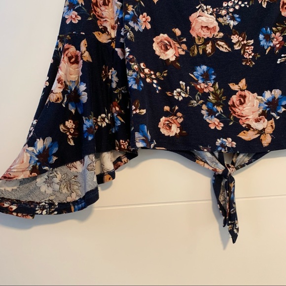 Raggs II Riches | Off Shoulder Floral Shirt - Picture 11 of 14